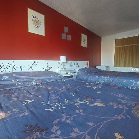 Cozy Corner Motel & Restaurant Хейнс Джънкшън Екстериор снимка