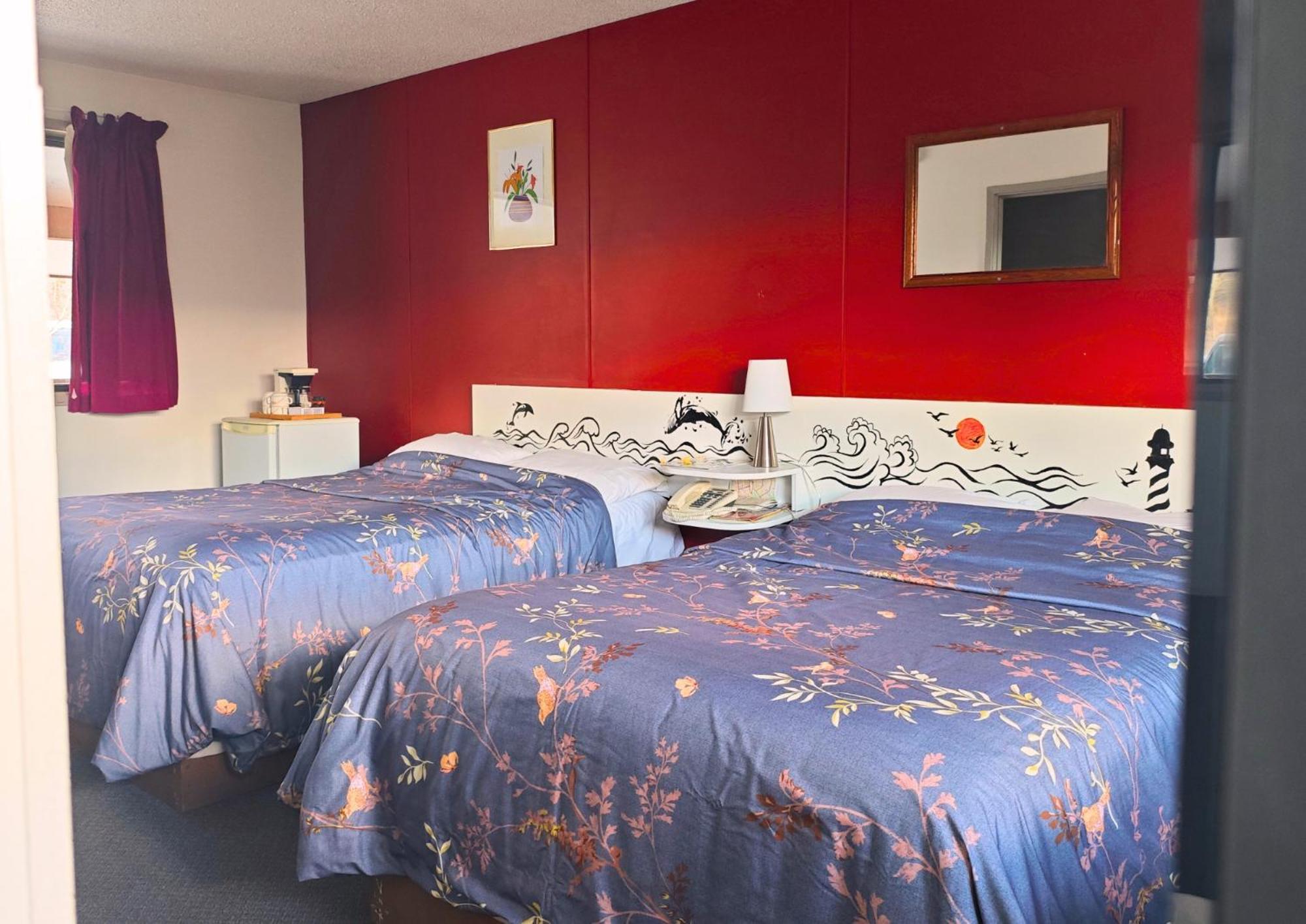 Cozy Corner Motel & Restaurant Хейнс Джънкшън Екстериор снимка