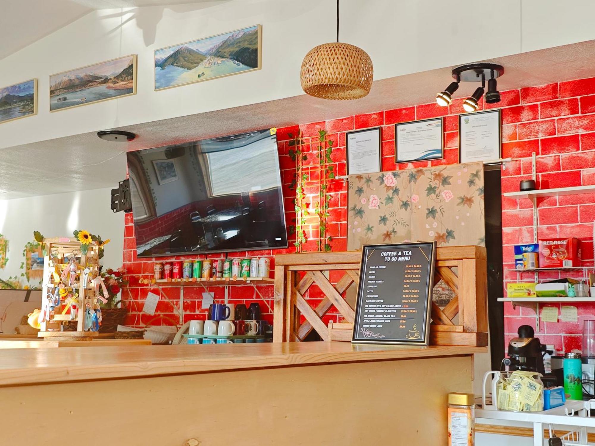 Cozy Corner Motel & Restaurant Хейнс Джънкшън Екстериор снимка